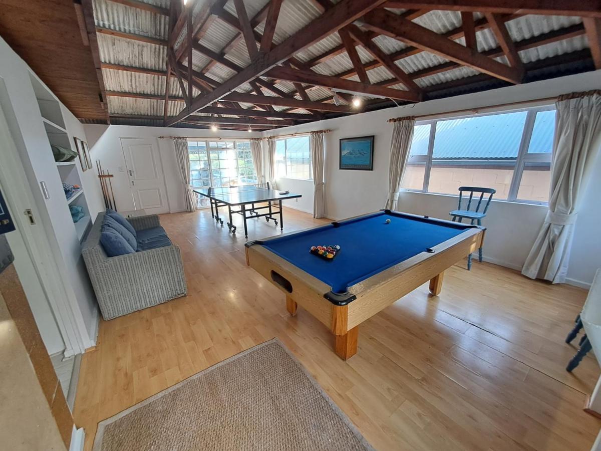 Atlantic Dream Beachfront Villa Scarborough Exterior foto